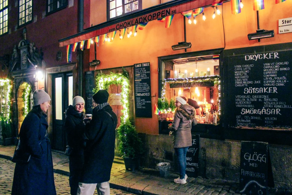 Christmas market stall at Stortorget serving mulled wine