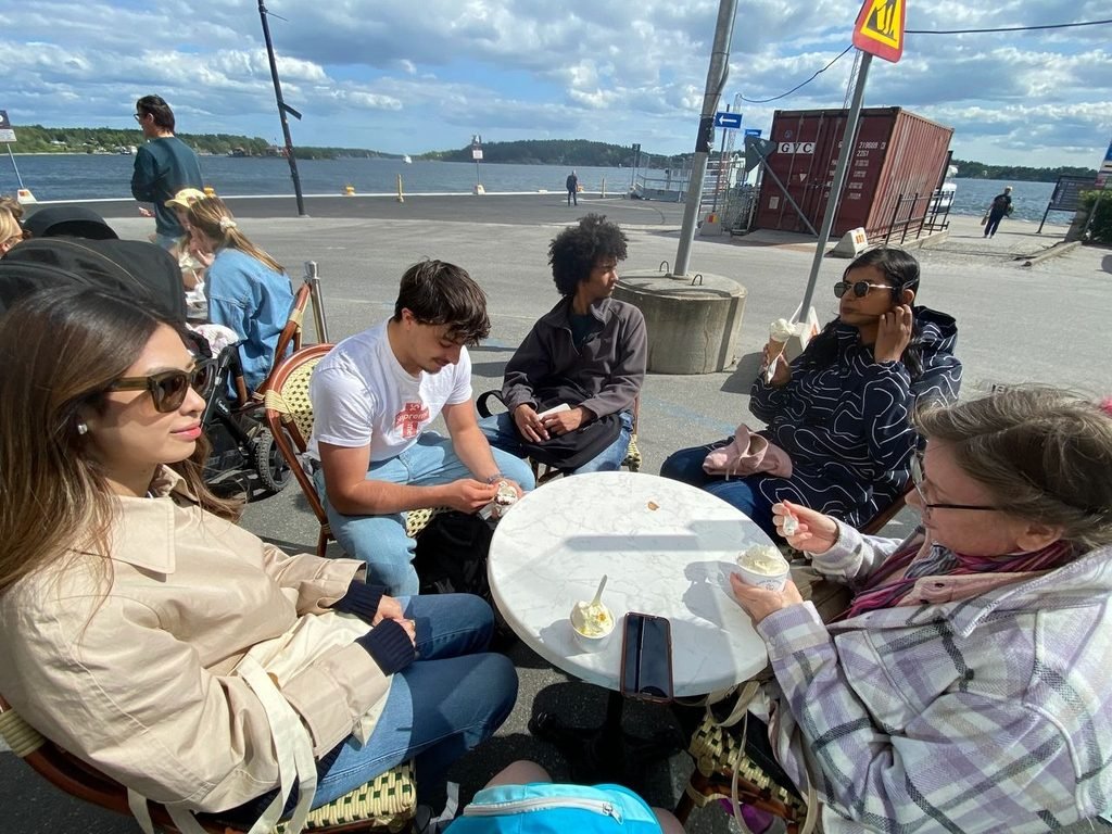 The team exploring Vaxholm together