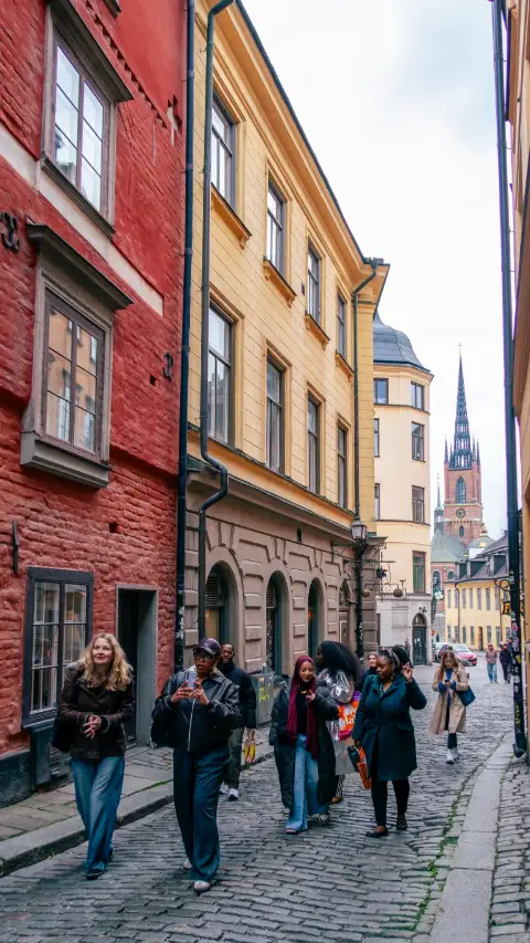 Narrow street in Gamla Stan on the Lola Akinmade tour